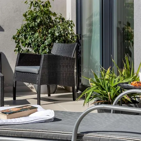 Schoene In Zelenka Mit Grosser Terrasse Appartement